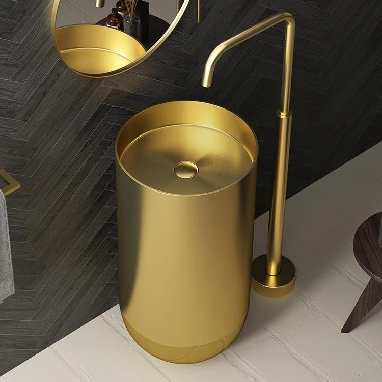 circular pedestal sink